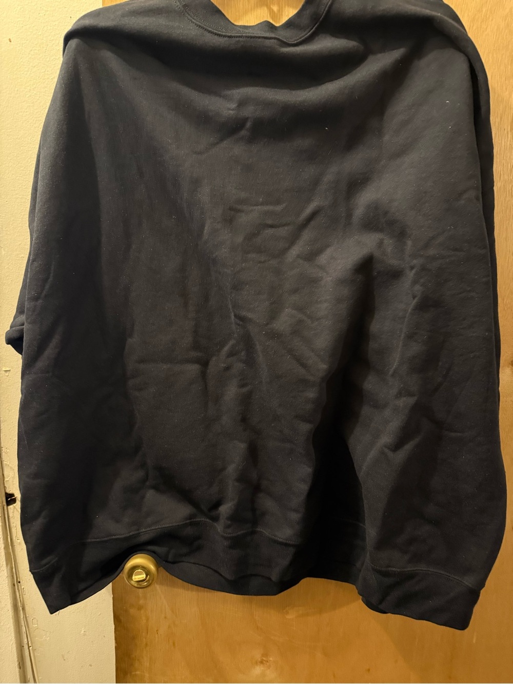 Source Unknown Men's Black Crewneck Sweatshirt